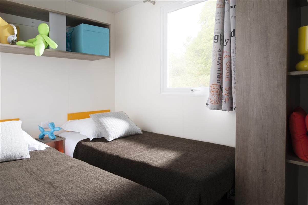 Mobil-home Classique 2ch 4p terrasse semi-intégrée